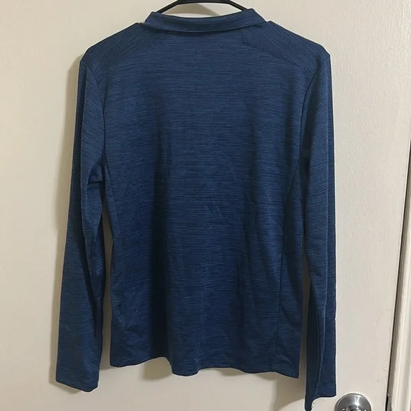 EUC Vineyard Vines Boys Navy Performance Sankaty Quarter Zip XL (18) - Picture 5 of 5